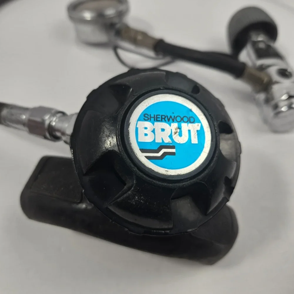 Sherwood Brut Scuba Diving Regulator Set Yoke 1st Stage Ocean Dynamics SPG Gauge
